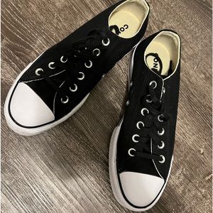 Converse, platform sneakers